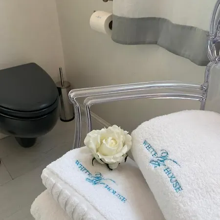 White House Luxury Hospitality Guest house 2*