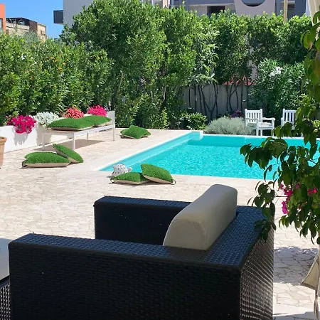 White House Luxury Hospitality Guest house Olbia