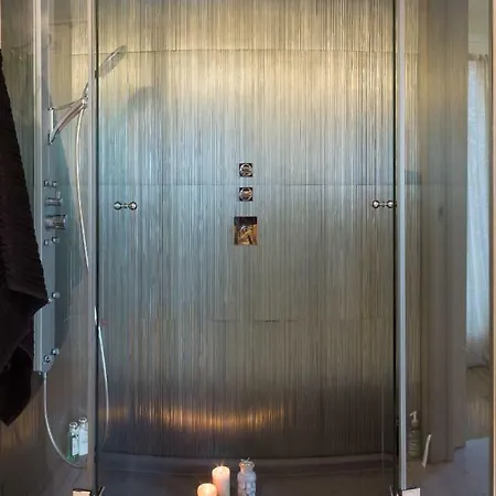 White House Luxury Hospitality 2* Olbia