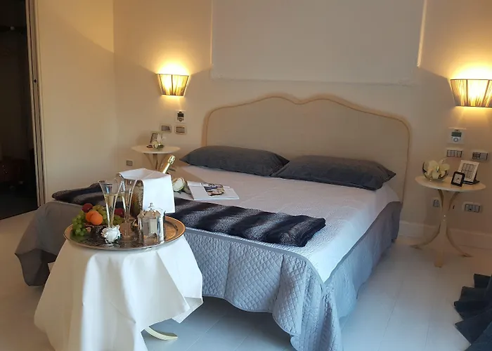 White House Luxury Hospitality 4* Olbia