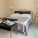 White House Luxury Hospitality 4* أولبيا