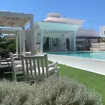 بيت ضيافة White House Luxury Hospitality أولبيا