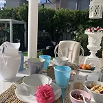 White House Luxury Hospitality 4* أولبيا