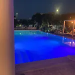 بيت ضيافة White House Luxury Hospitality أولبيا