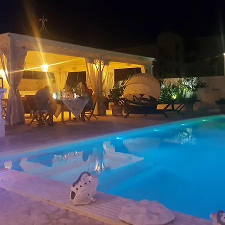 White House Luxury Hospitality بيت ضيافة