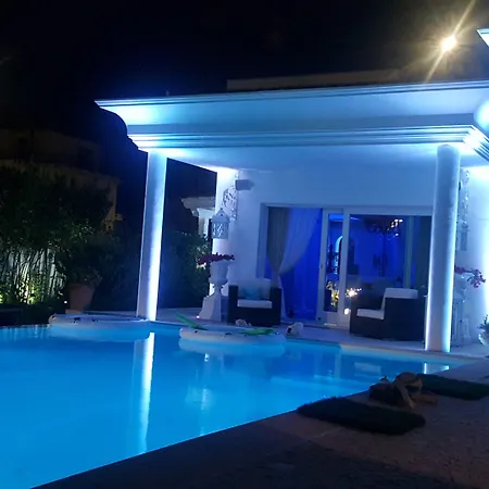 White House Luxury Hospitality بيت ضيافة 4*