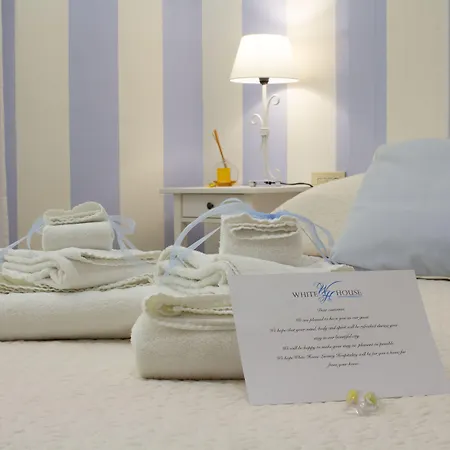 White House Luxury Hospitality 4* أولبيا